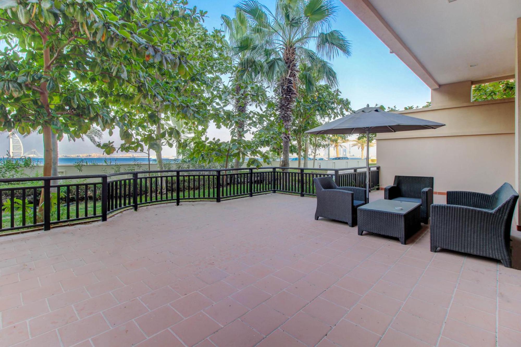 Luxe Getaways Royal Amwaj Palm Jumeirah Resort Apartment Holiday Home Dubai Exteriör bild