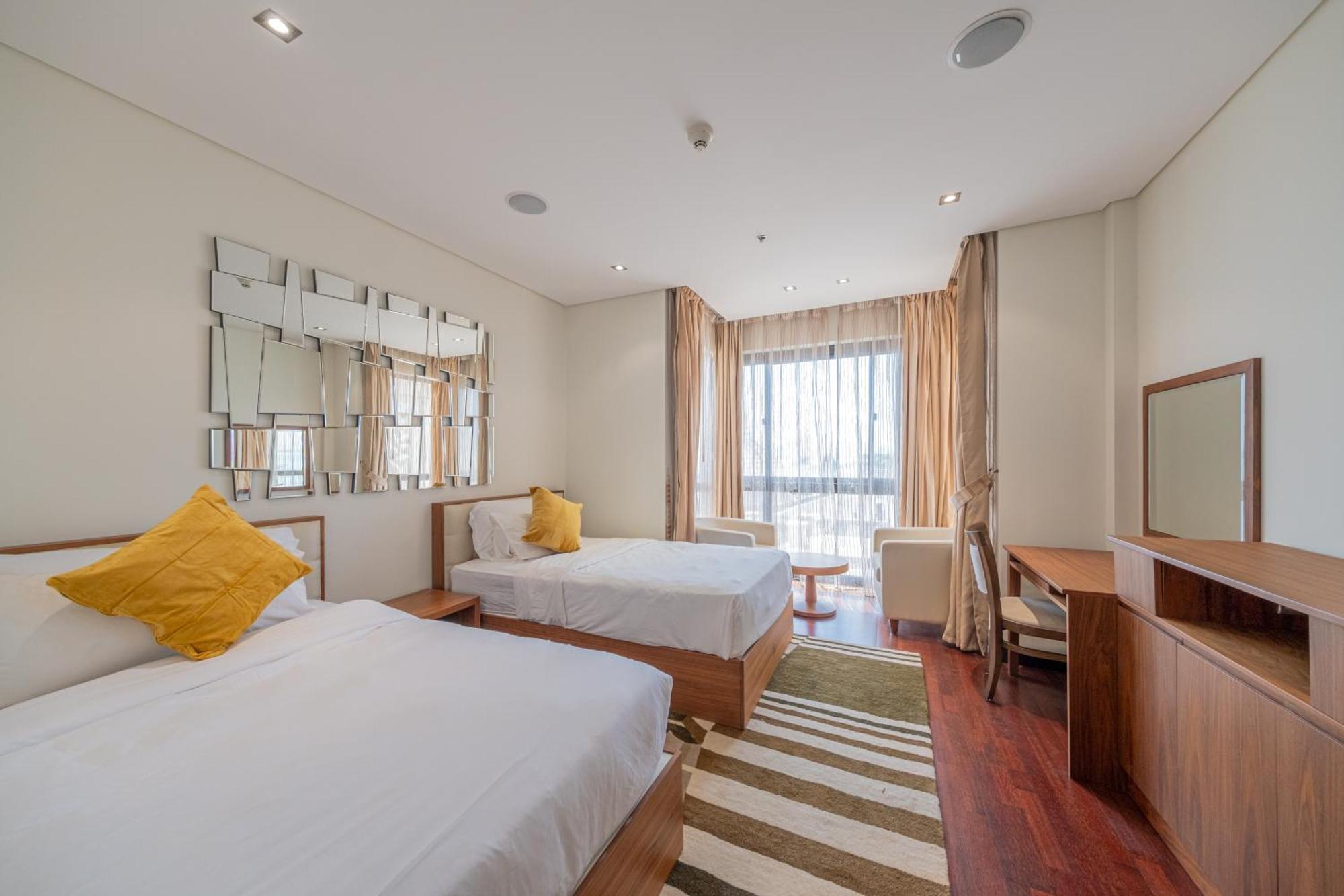 Luxe Getaways Royal Amwaj Palm Jumeirah Resort Apartment Holiday Home Dubai Exteriör bild