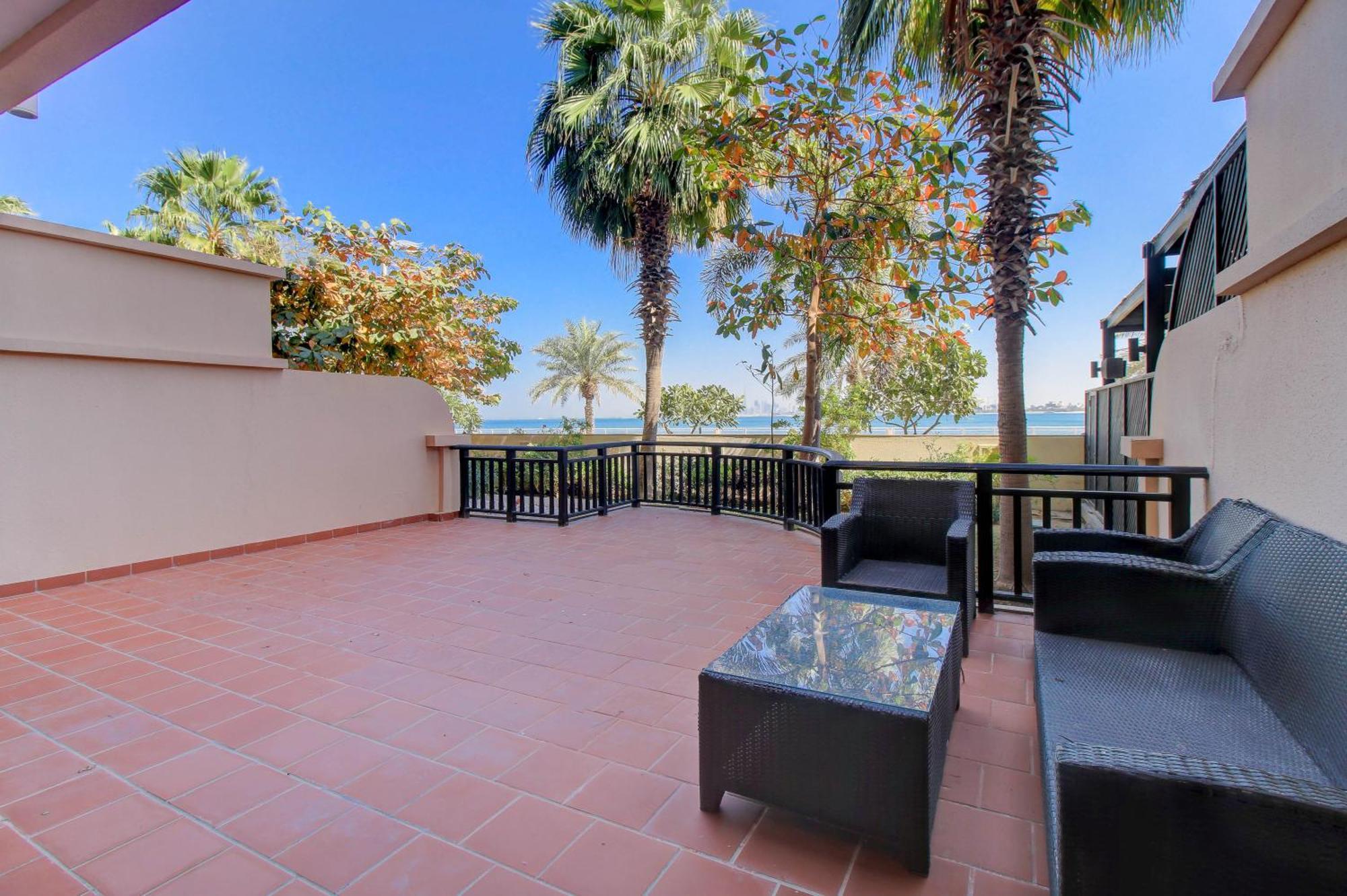 Luxe Getaways Royal Amwaj Palm Jumeirah Resort Apartment Holiday Home Dubai Exteriör bild